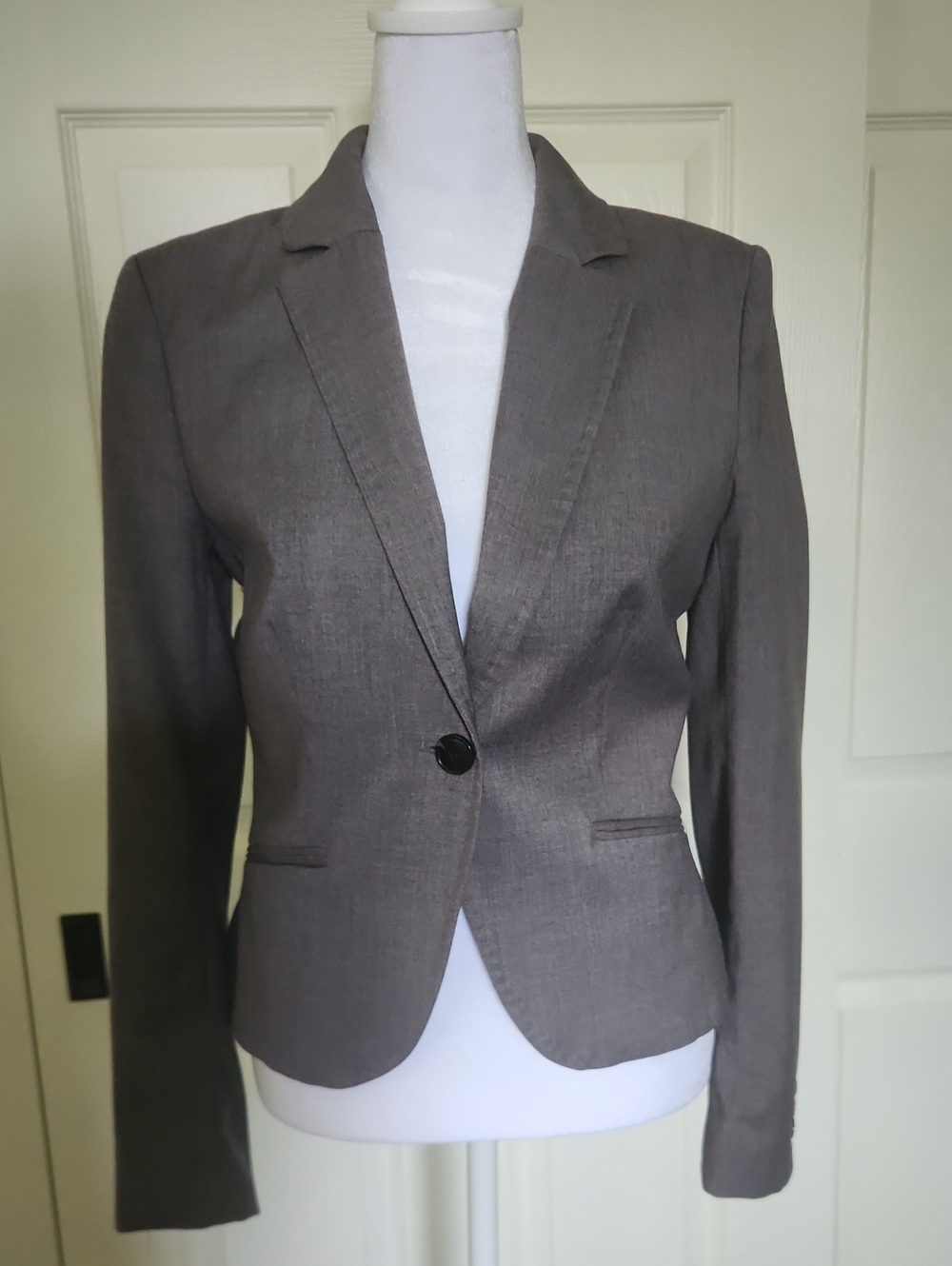 H&M Women's Gray Single-Button Blazer, 6